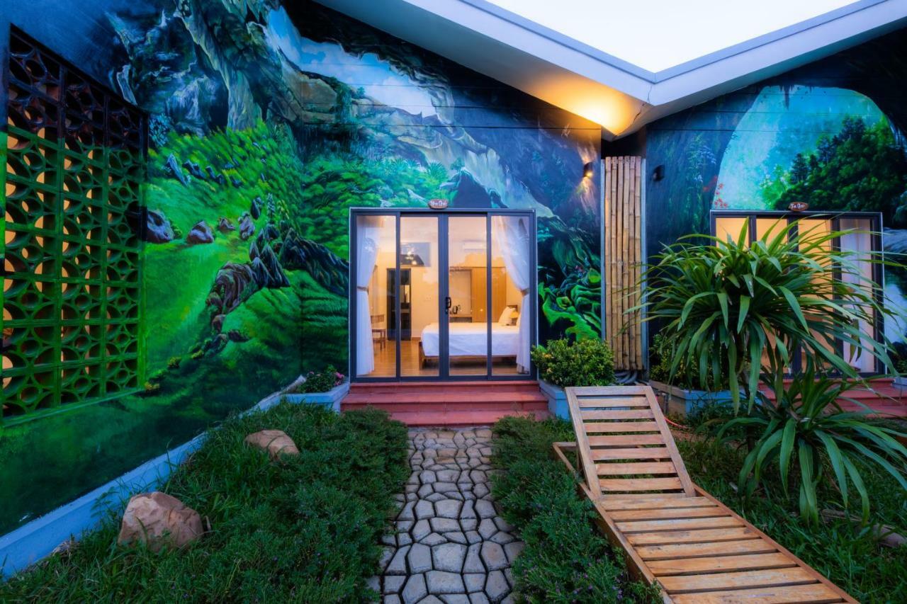 Commander Lodge Phong Nha Exteriör bild